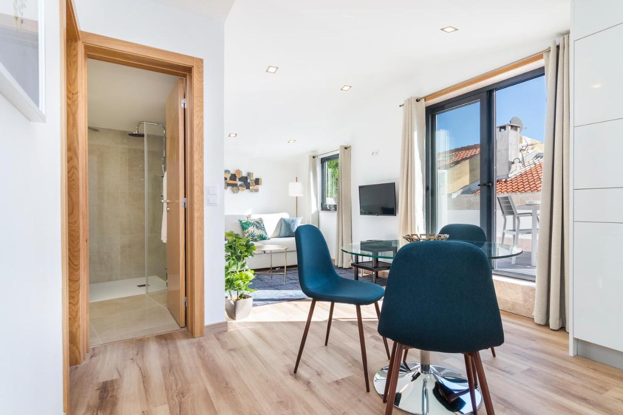 Appartement Perfect 1 Bed In Chiado With Terrace And Aircon Lissabon